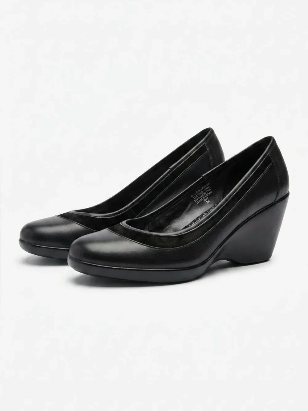 Black Nine West Slip on Wedge Heel 2.5”Heel 7M